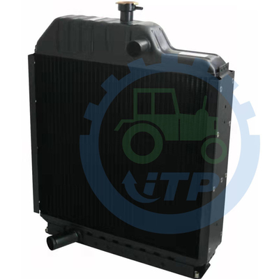 067327T1 067323T1 425 435 Massey Ferguson Części do ciągników Chłodnica